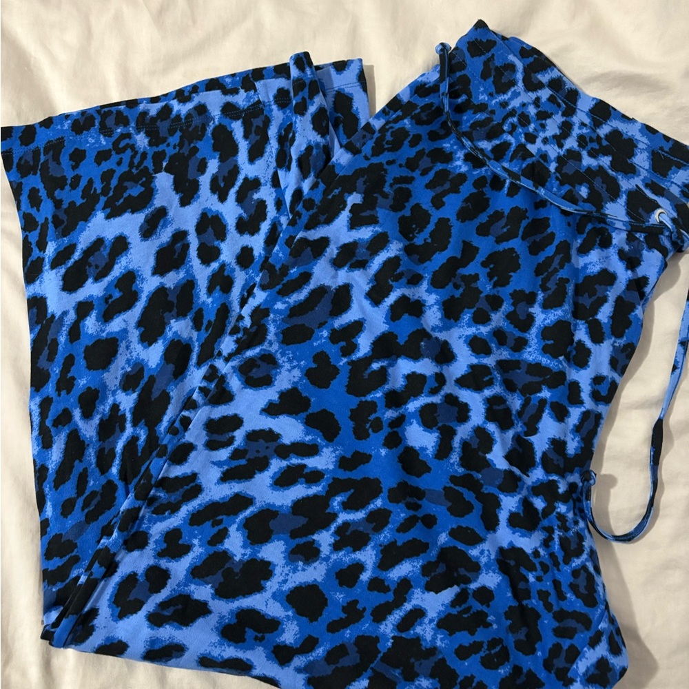 JM Collection Blue and Black Leopard Wide-Leg Pants